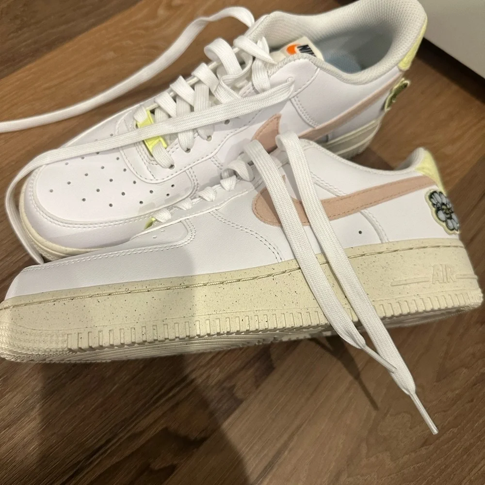 Nike stylish sneakers